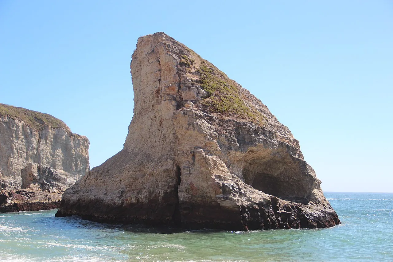 Shark Fin Cove